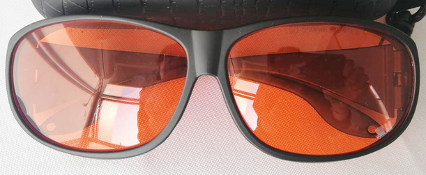 File:Orange goggles.png